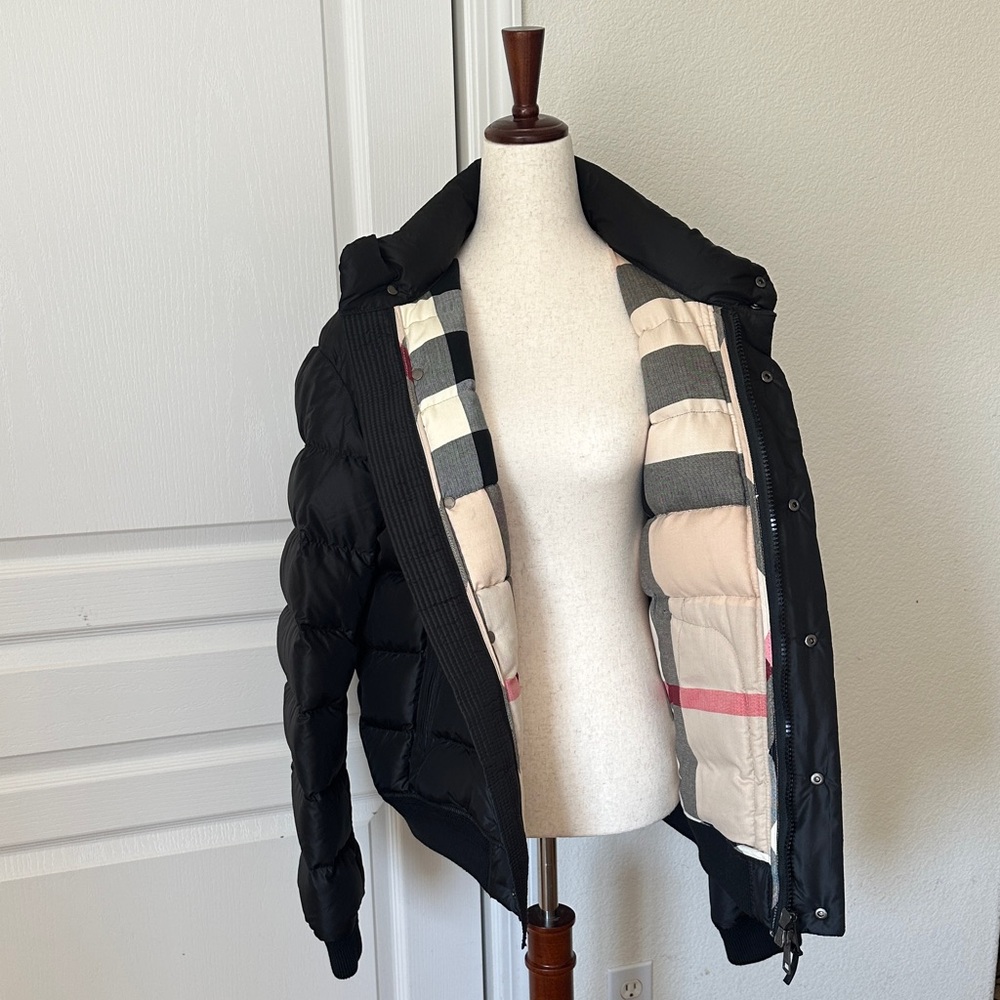 Burberry Black Puffer Jacket with Check Lining